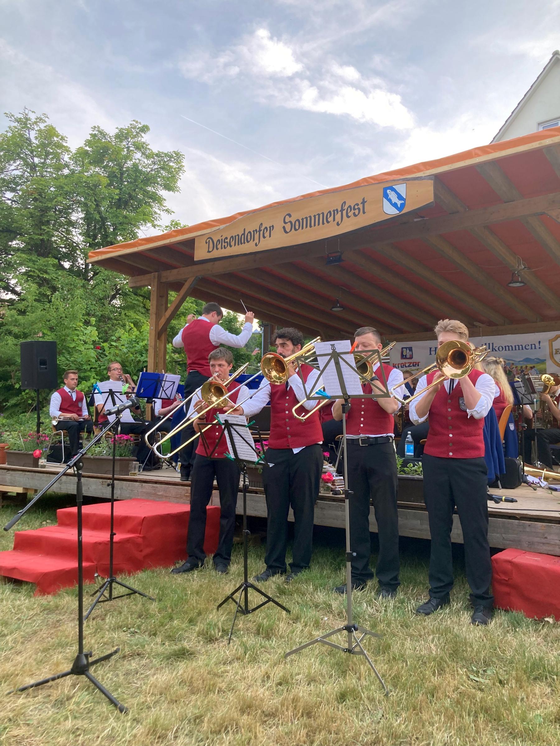 Unsere Jugendkapelle beim Feierabendhock in Deisendorf